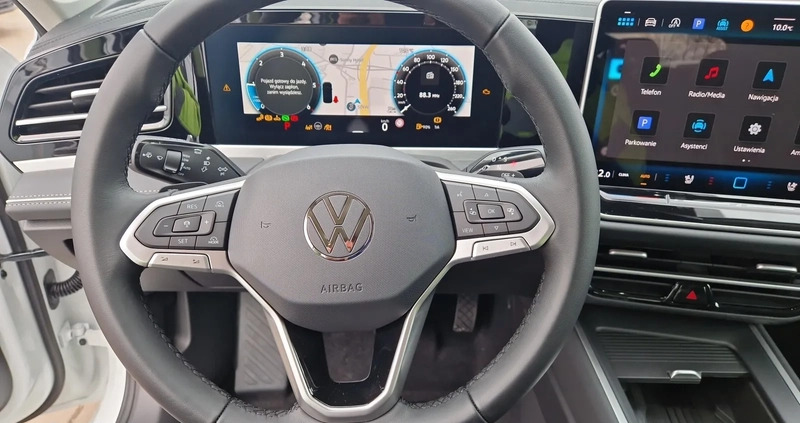 Volkswagen Passat cena 178500 przebieg: 10, rok produkcji 2024 z Okonek małe 529